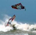 Windsurf-saltando-olas.jpg